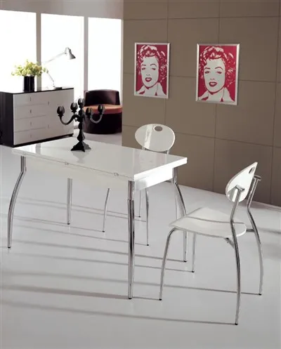 Modernt hopfällbart matbord i trä